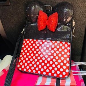 Official Disney land cross body large size!